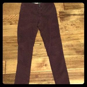 Levi’s maroon jeans